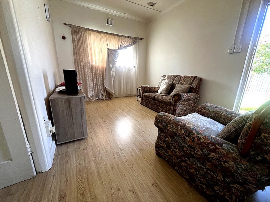 To Let 2 Bedroom Property for Rent in Brooklyn Western Cape